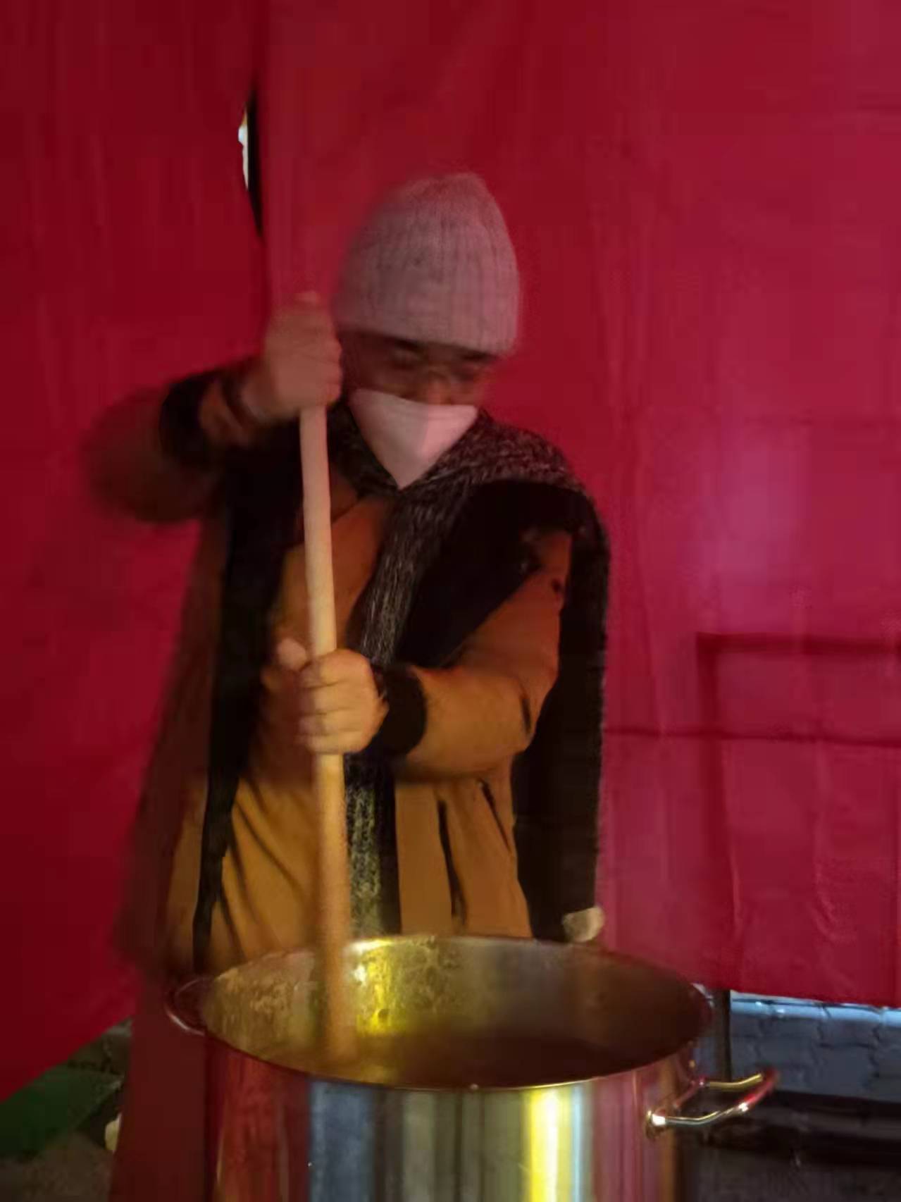 01-熬制臘八粥.jpg